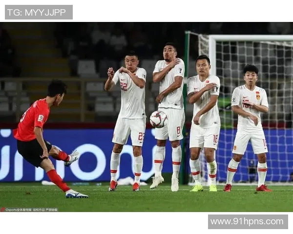 重庆篮球队与成都篮球队赛后复盘分析双方状态及战术表现