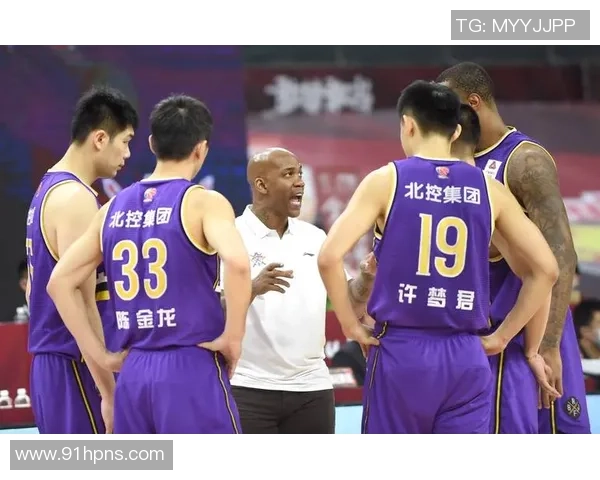 武汉篮球队荣登篮球意识排行榜第五名展现出色团队配合与战术智慧